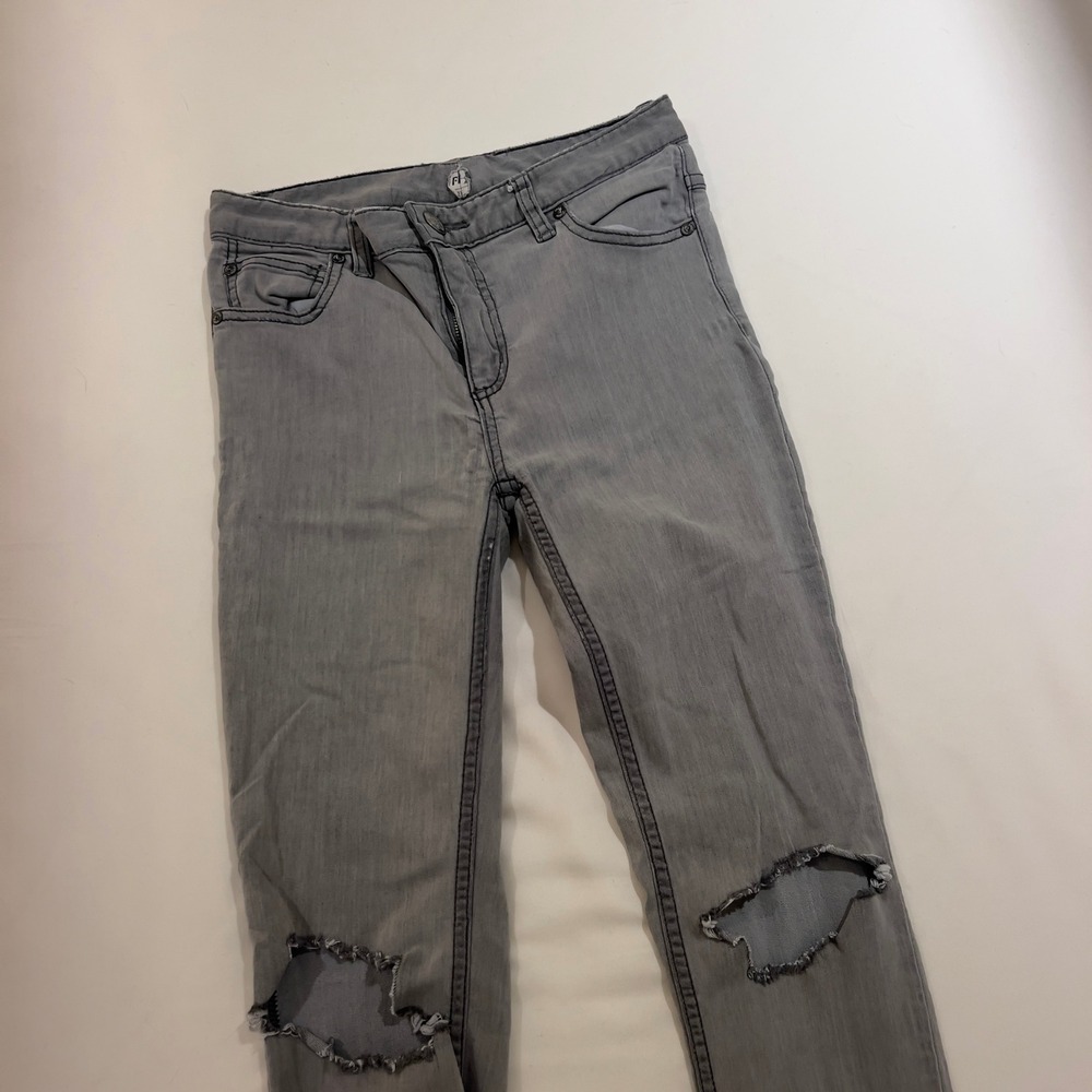 Free People Gray Distressed Skinny Jeans Knee Blowout Size 25